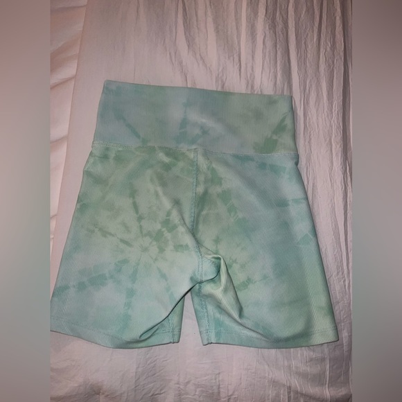 BEACH RIOT Tye Dye Biker Shorts - Size Small, lightly worn - Picture 3 of 4